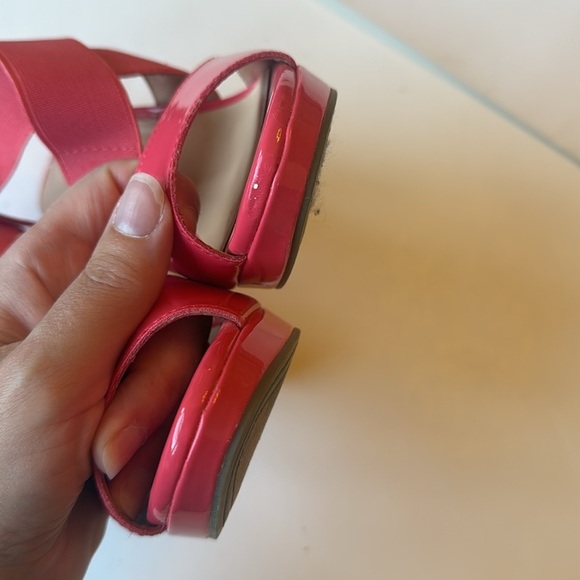 Liz Claiborne Elegant Pink Thick Strappy Open Peep Toe Heels - Picture 9 of 10